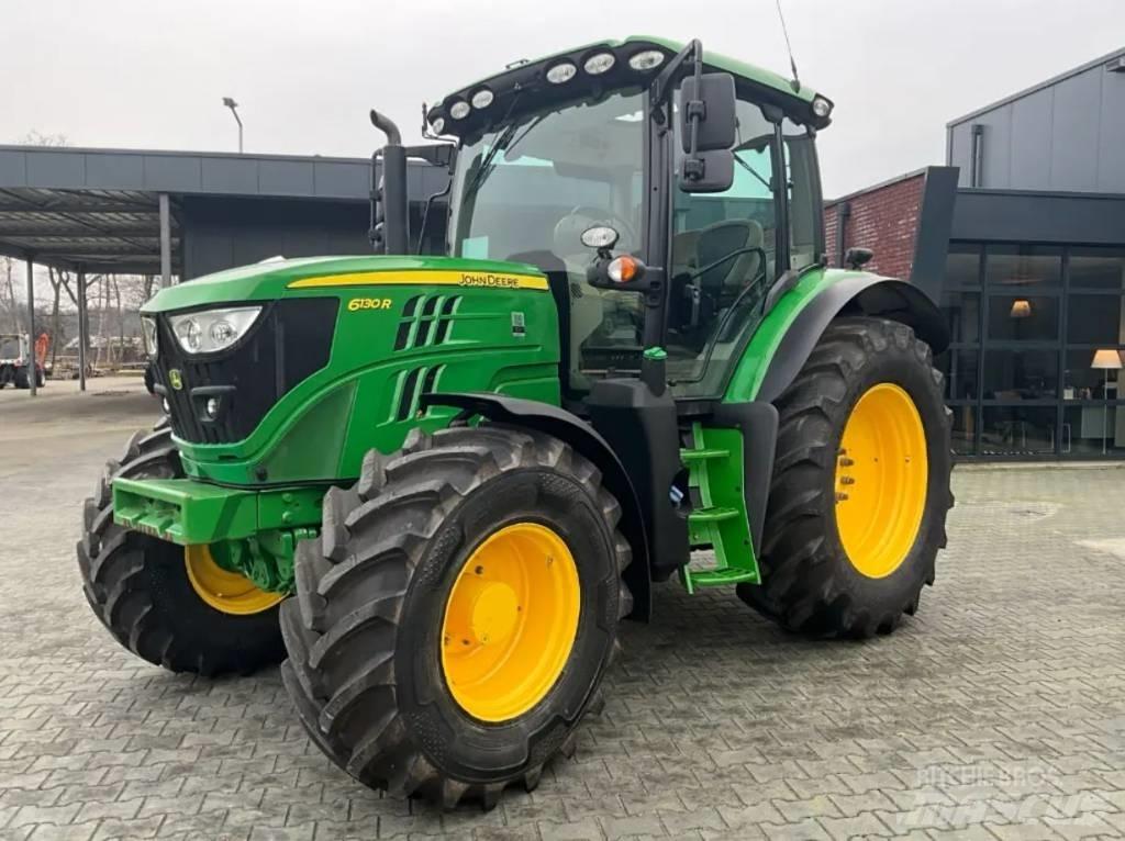 John Deere 6130R Tractores