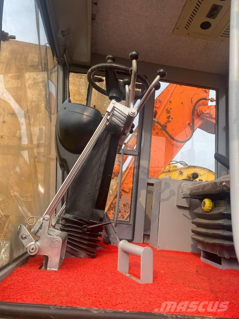 CAT 14 H Niveladoras