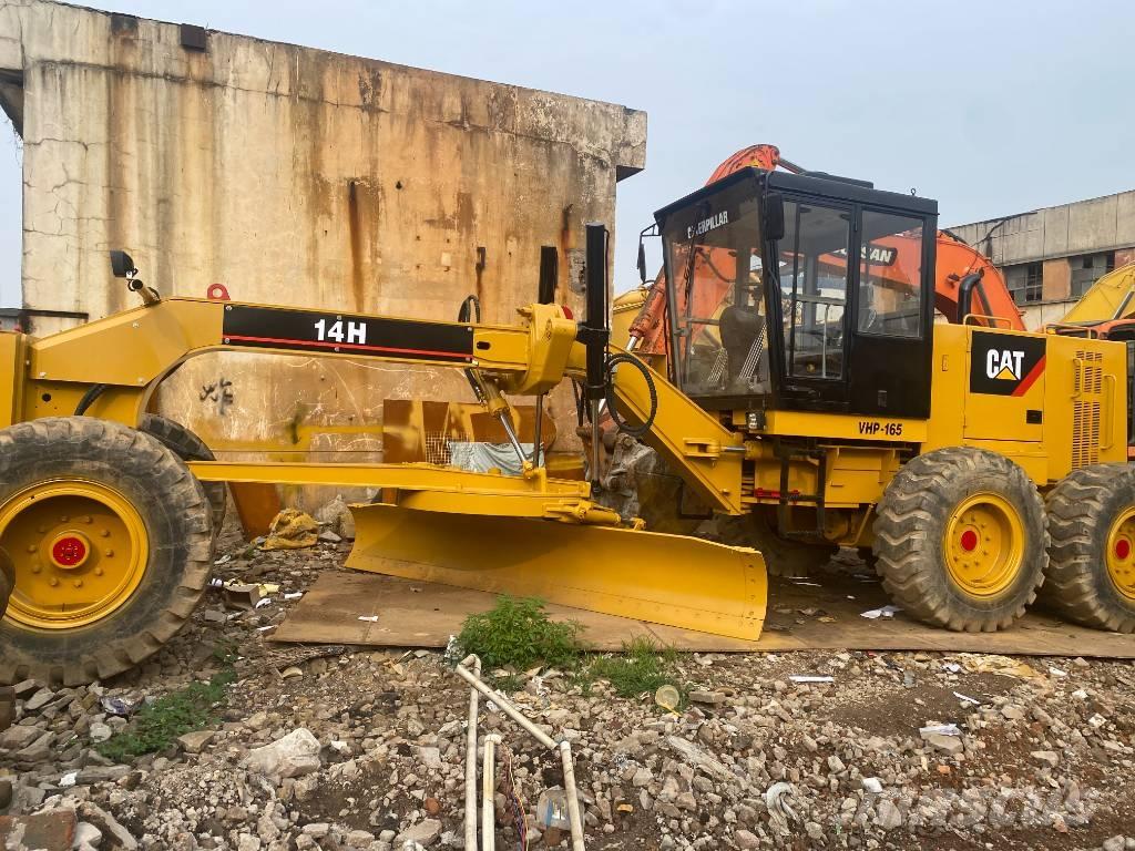 CAT 14 H Niveladoras
