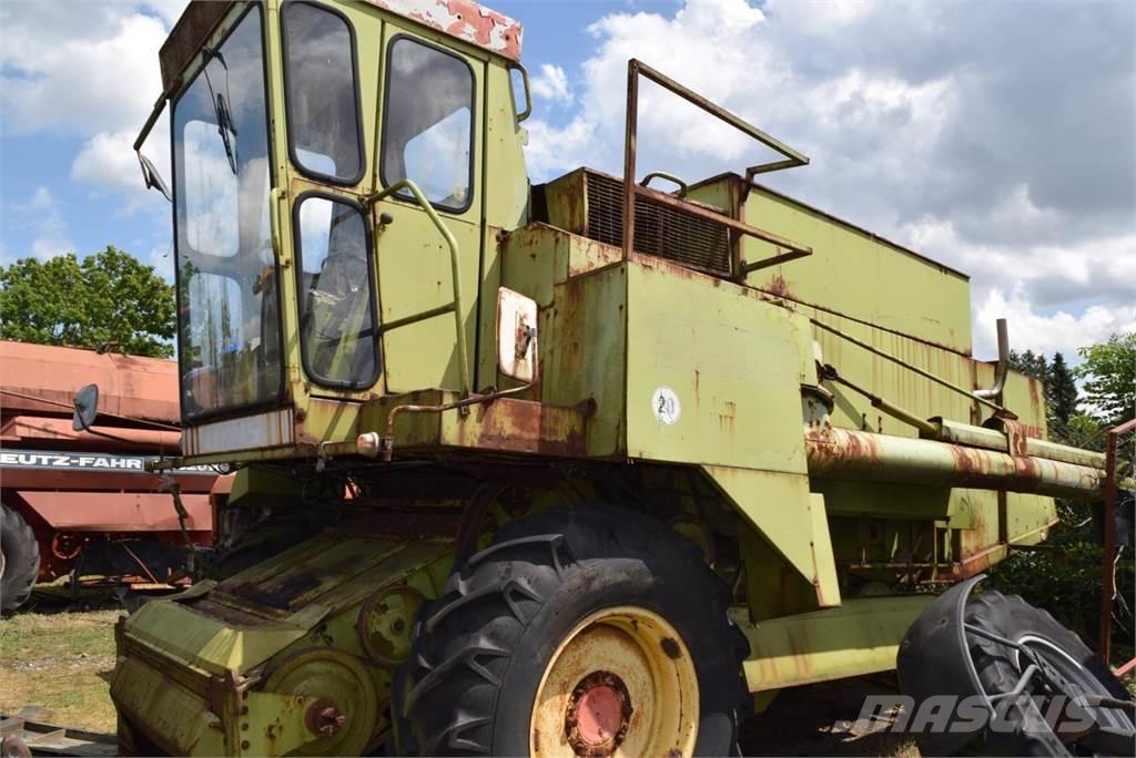 CLAAS Dominator 80 Cosechadoras combinadas