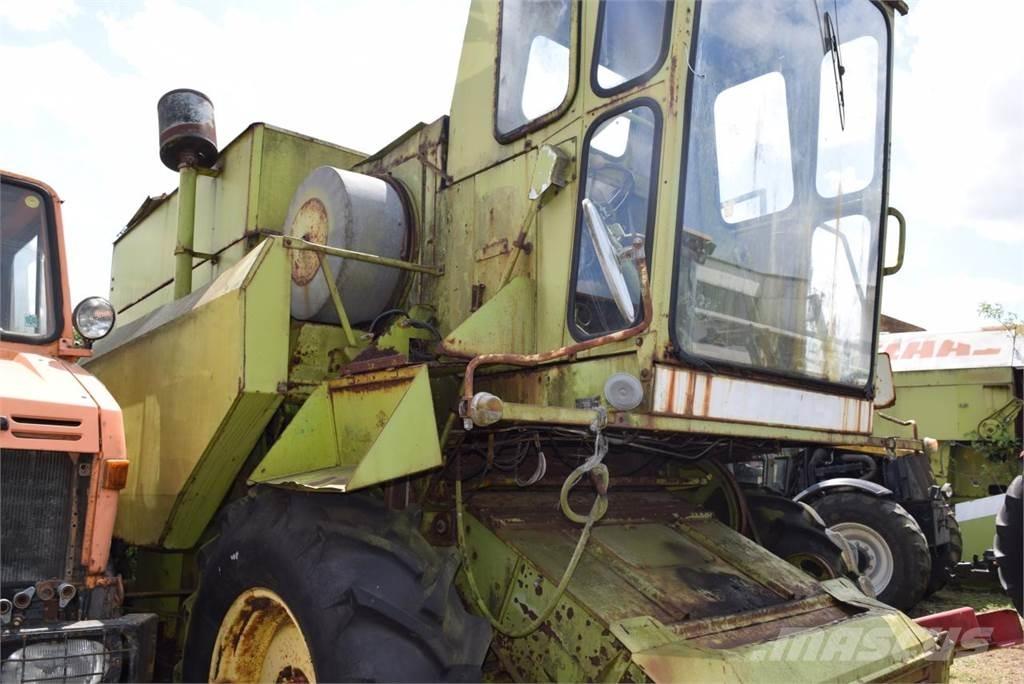 CLAAS Dominator 80 Cosechadoras combinadas