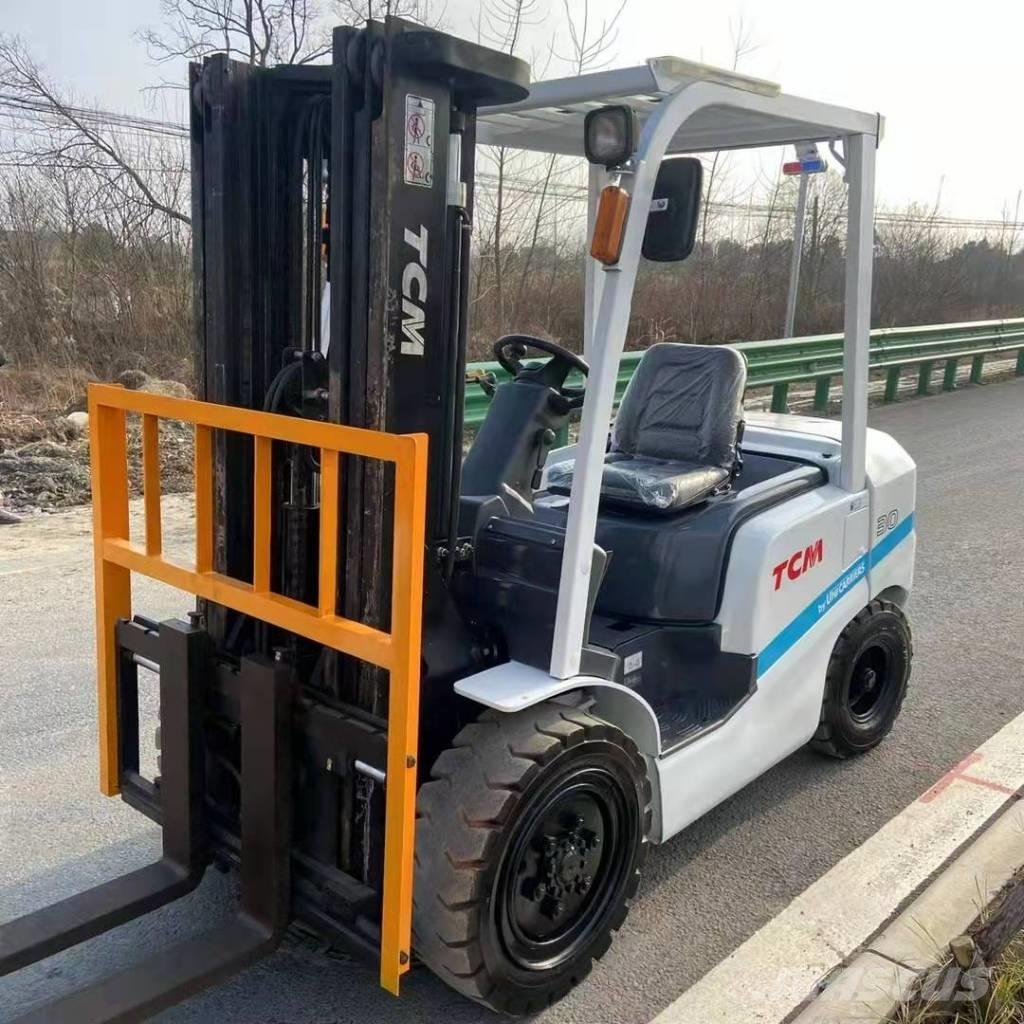 TCM FD 30 Camiones diesel