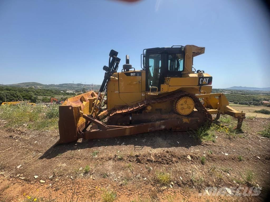 CAT D 6 T XL Buldozer sobre oruga