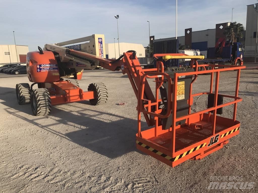 JLG 510 AJ Plataformas con brazo de elevación manual