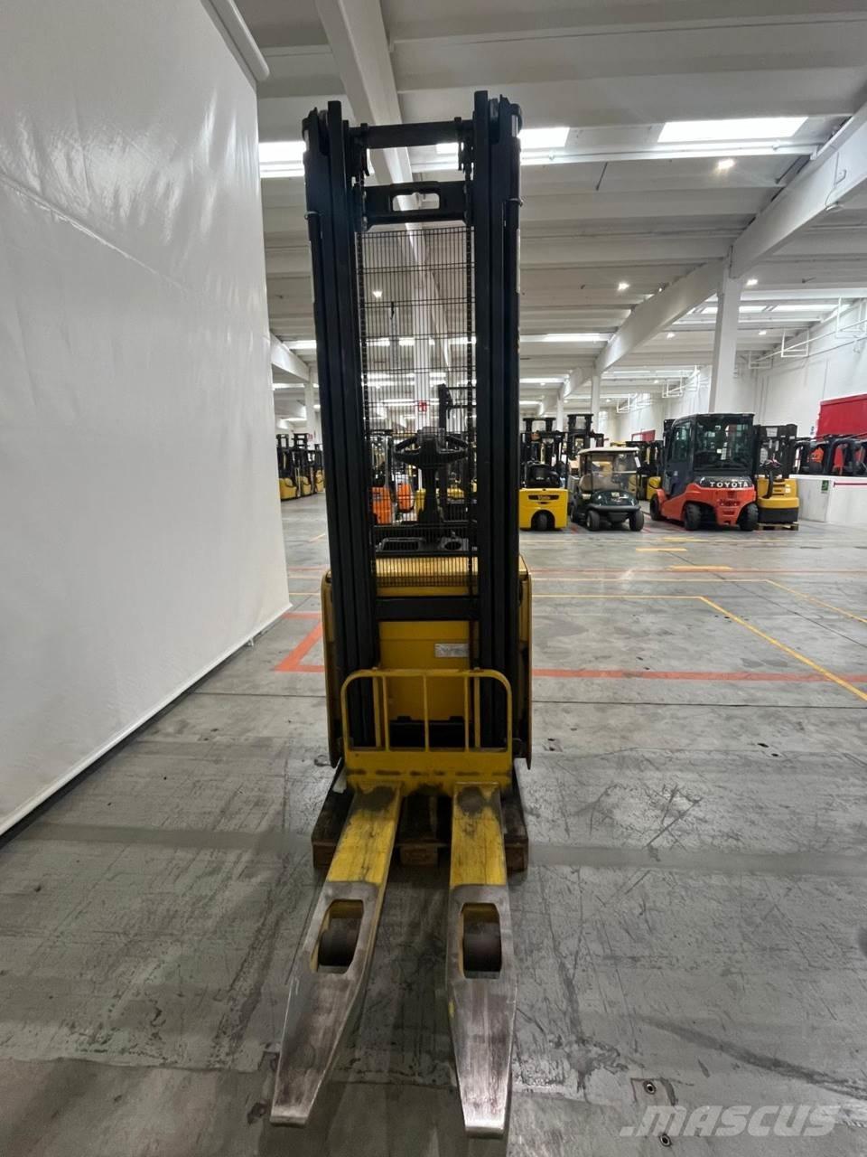 Yale MS12X Montacargas manual