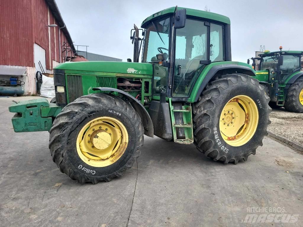 John Deere 6910 Tractores