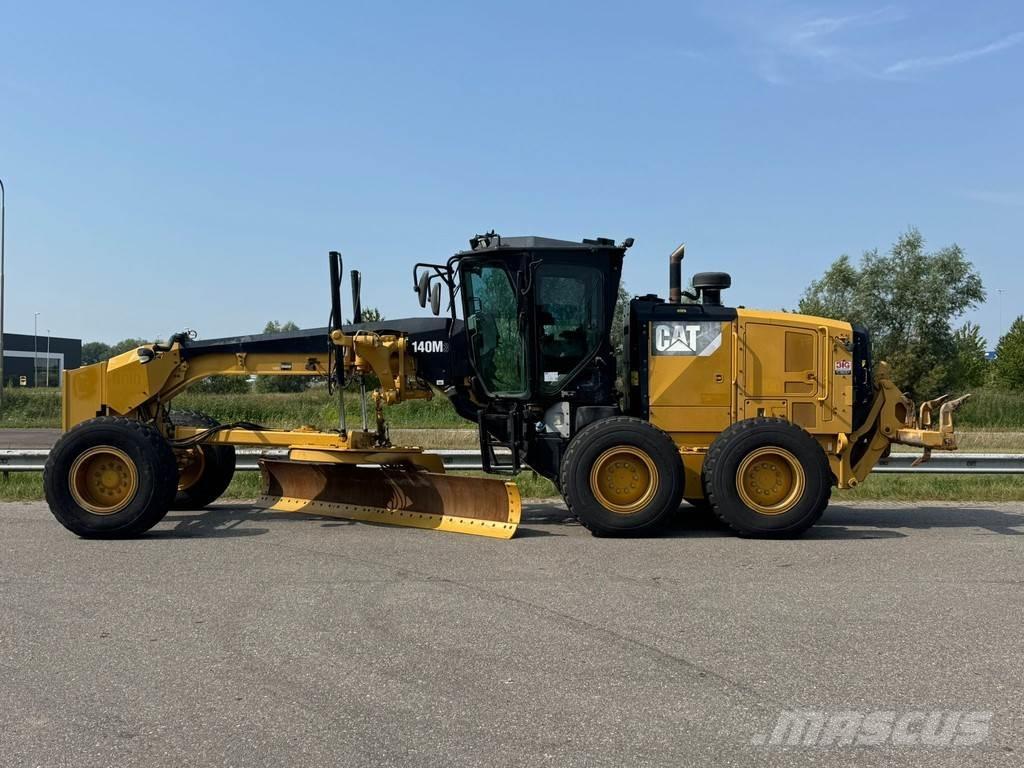 CAT 140M3 Niveladoras