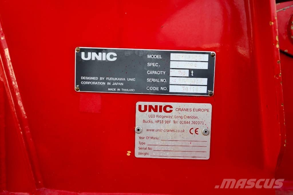 Unic URW-506 Minigrúas