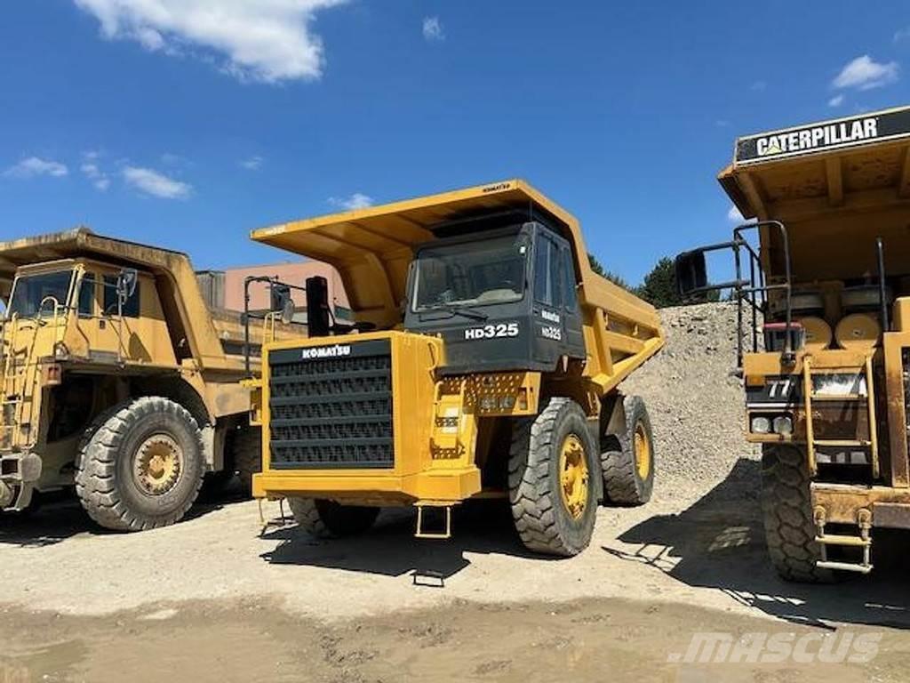 Komatsu HD325-6KE Vehículos compactos de volteo