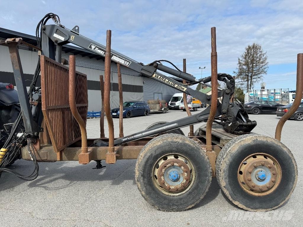 Hakki 25+ kärry Grúas y cargadoras