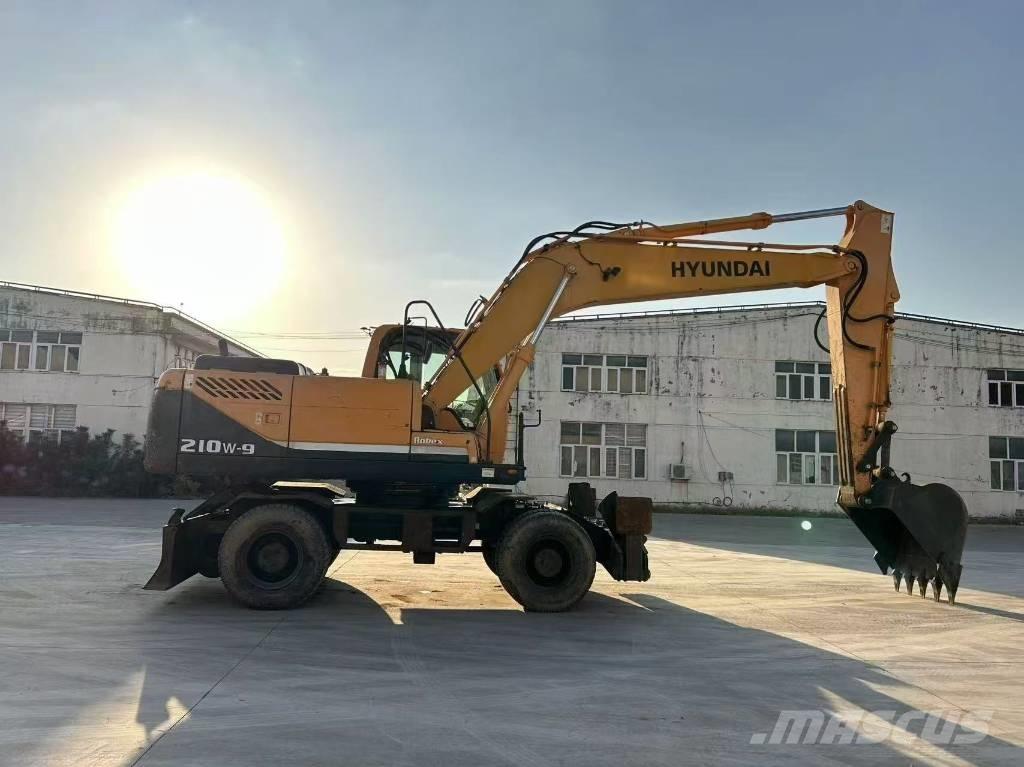 Hyundai 210W-9 Excavadoras de ruedas