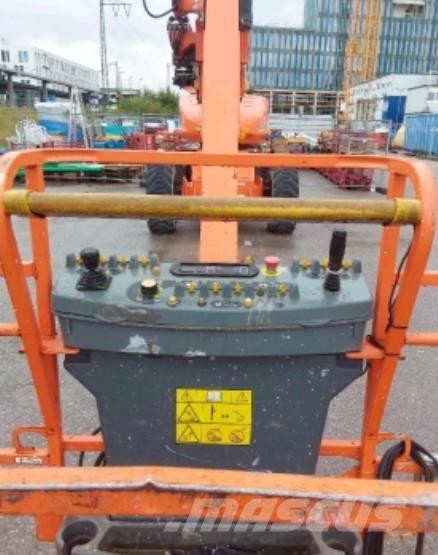 JLG 1200 SJP Plataformas con brazo de elevación telescópico