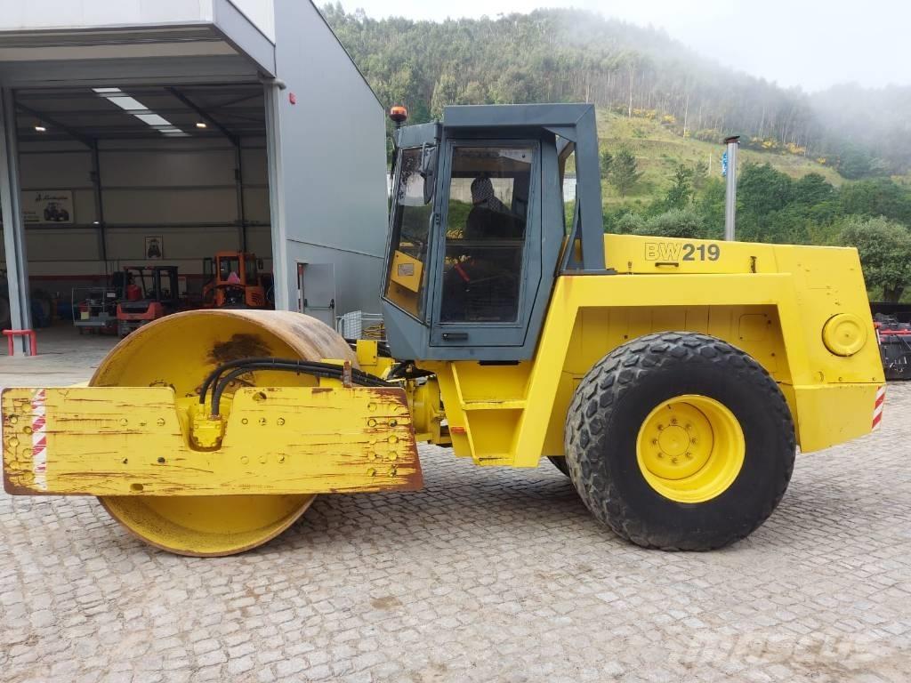 Bomag BW 219 D-2 Rodillos de un solo tambor