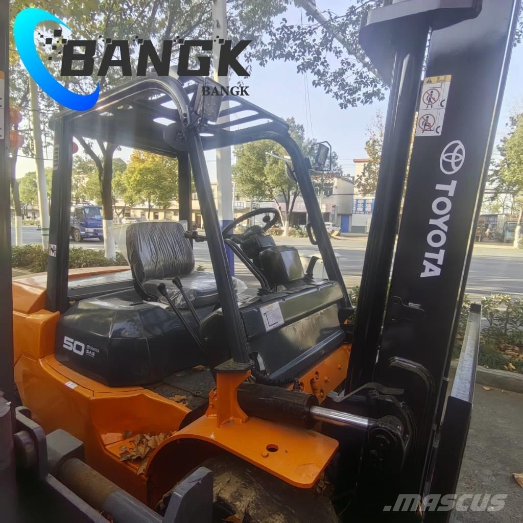 Toyota 7 F50 Camiones diesel