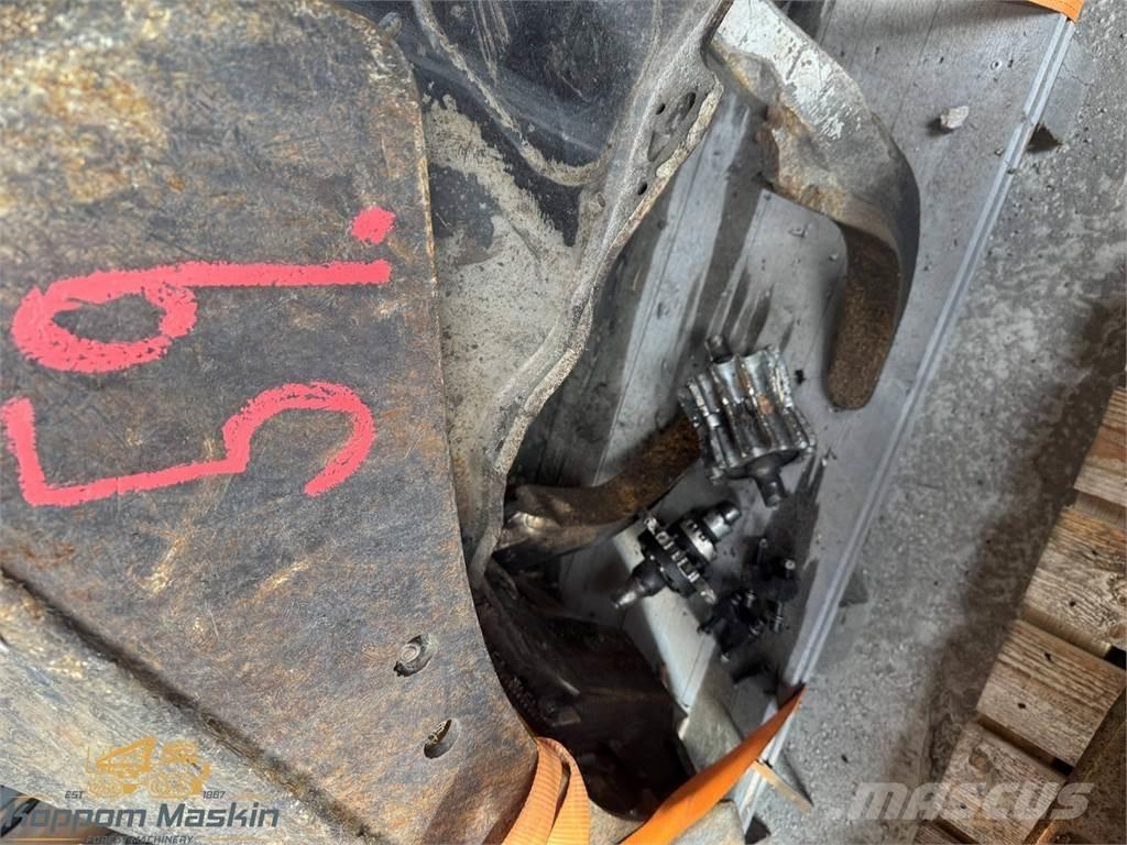 Komatsu C144 Cabezales cortadores