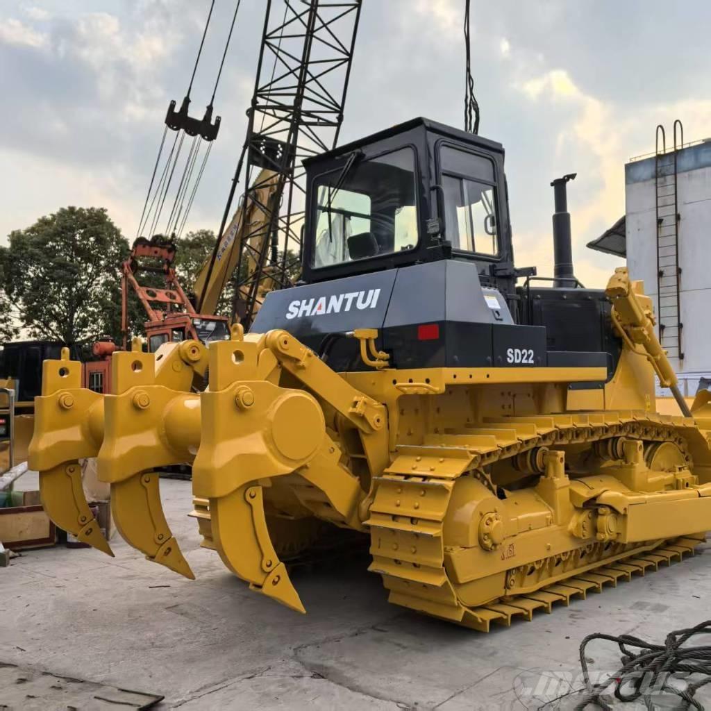 Shantui SD 22 Buldozer sobre oruga