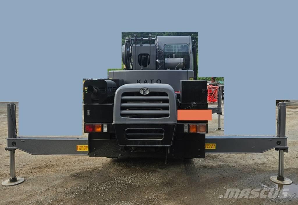 Kato KRM-13H-2 Grúas todo terreno