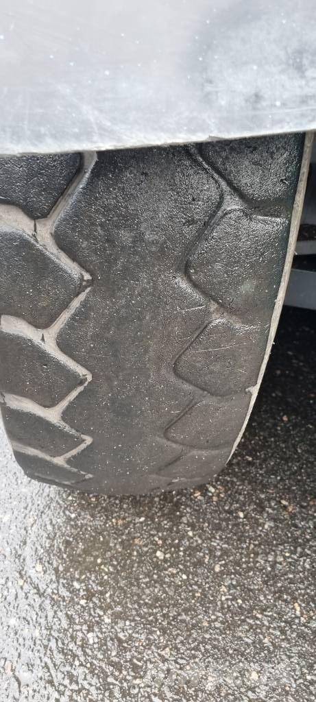 Konecranes 12-1200 Camiones diesel