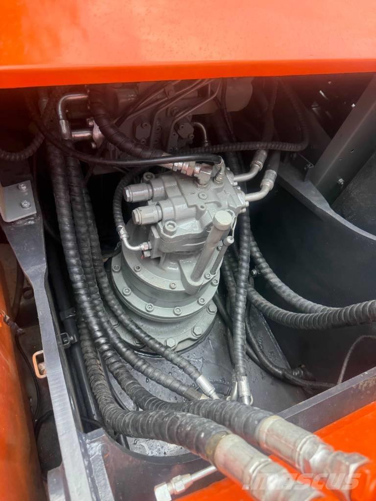 Hitachi ZX200 Excavadoras sobre orugas