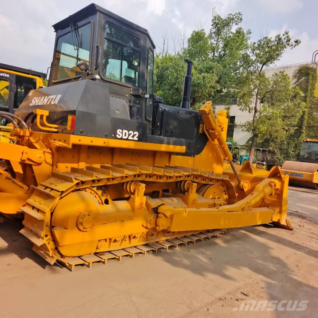 Shantui SD 22 Buldozer sobre oruga