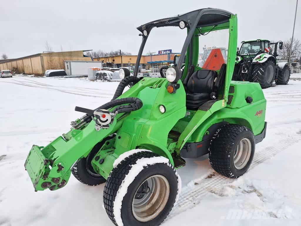 Avant 745 Cargadoras multifunción