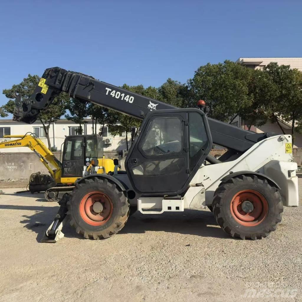 Bobcat T40140 Carretillas telescópicas