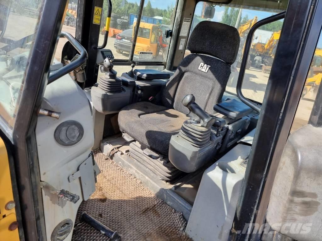 CAT D 6 K LGP Buldozer sobre oruga