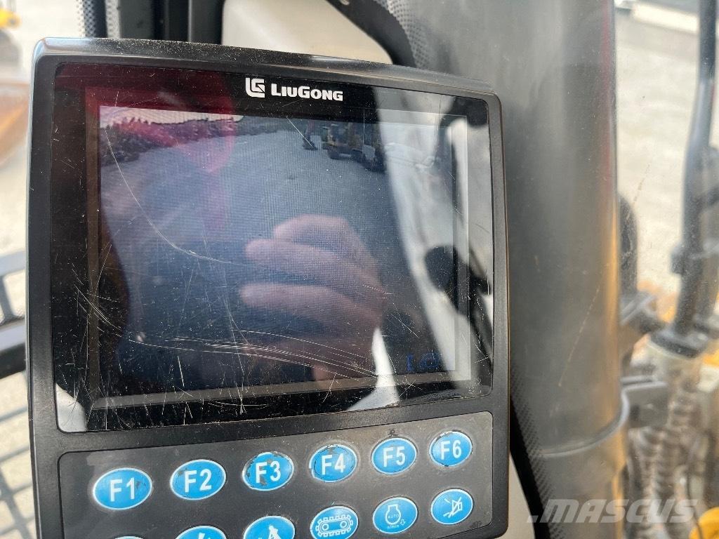 LiuGong CLG 925 E Excavadoras sobre orugas