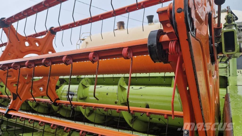 CLAAS Vario 1050 Cabezales de cosechadoras combinadas