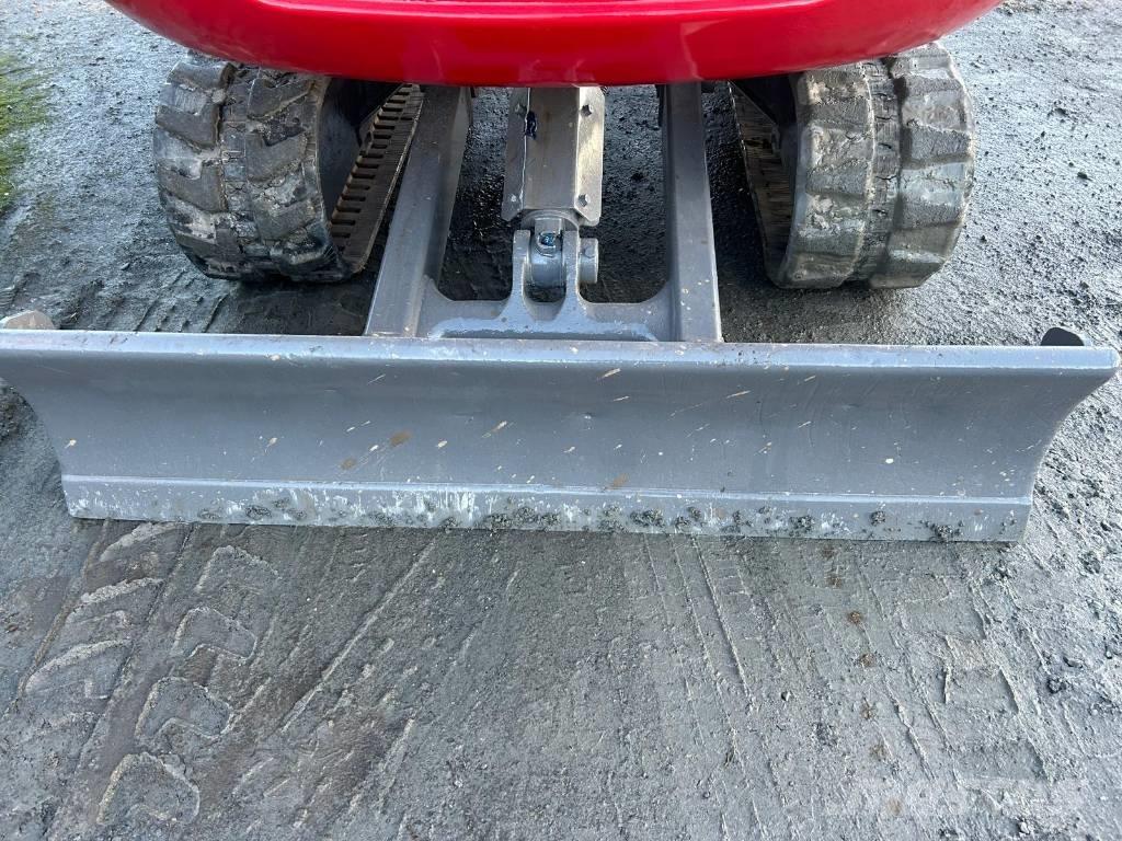 Takeuchi TB 230 Miniexcavadoras