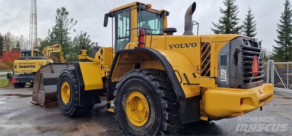 Volvo L220F Cargadoras sobre ruedas