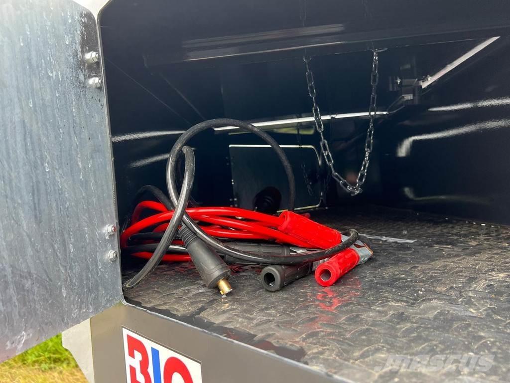 Ozgul LW4 EU FIX Semirremolques de carga baja