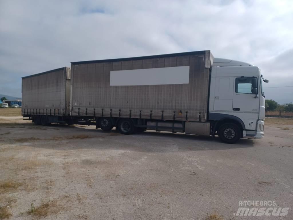 DAF XF 440 Camiones de caja de lona