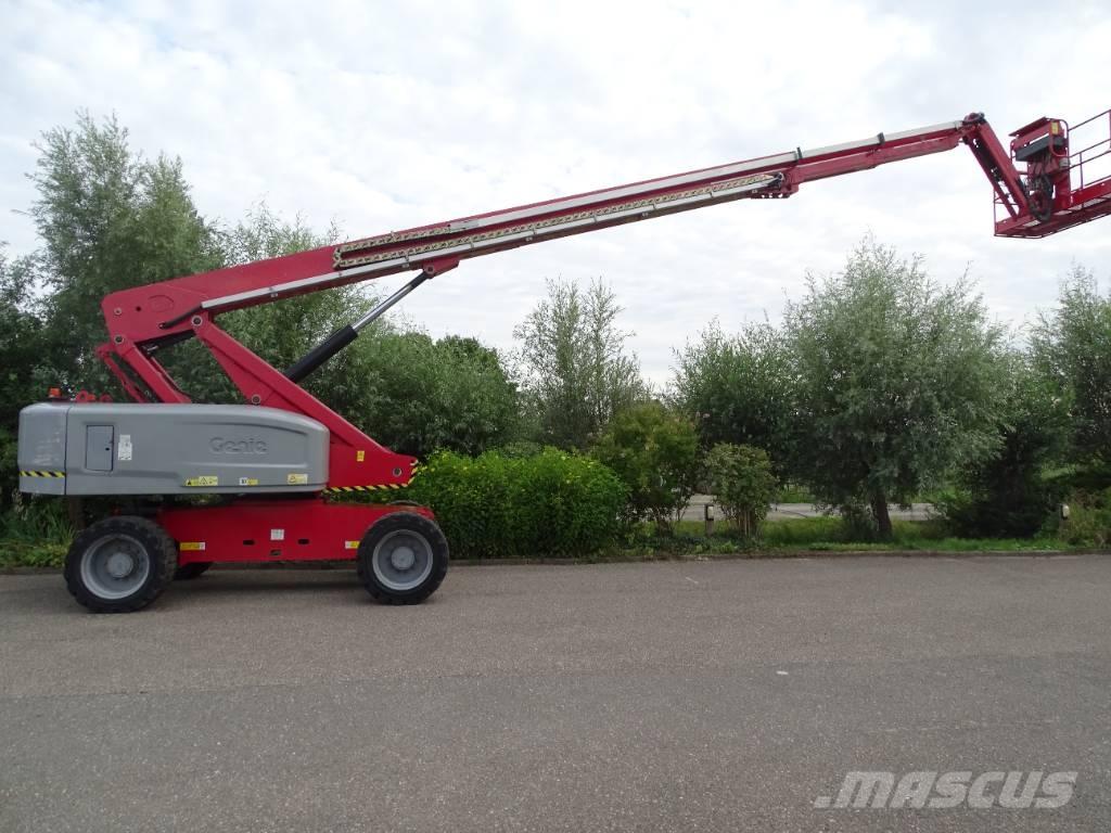 Genie S 85 Plataformas con brazo de elevación telescópico