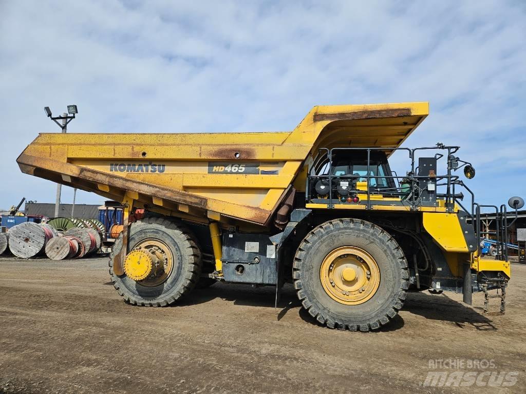 Komatsu HD465-8 Vehículos compactos de volteo