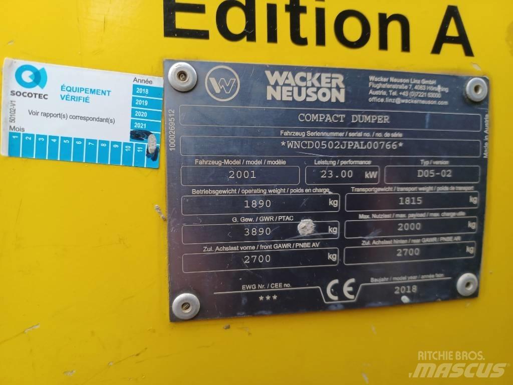 Wacker Neuson 2001 Vehículos compactos de volteo