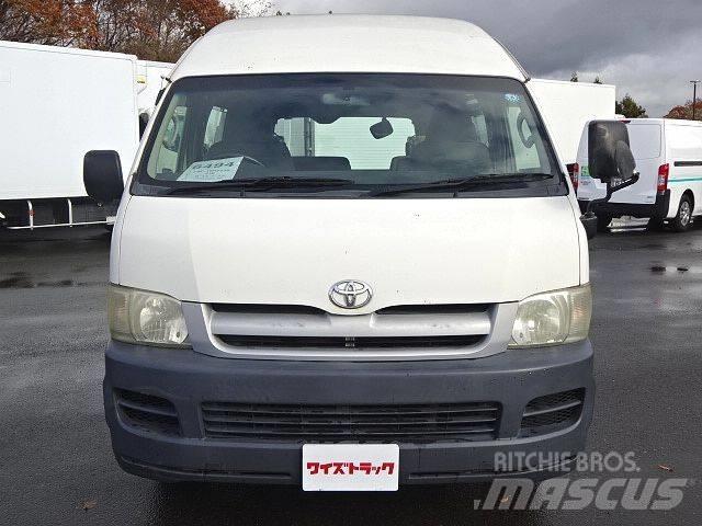 Toyota CBF-TRH223B Otros