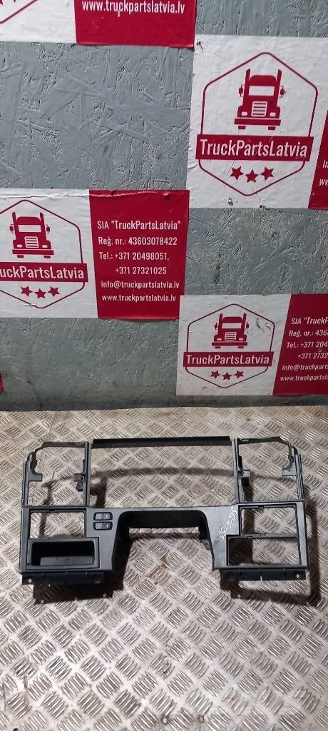 Scania R 440     1911458 Cabinas