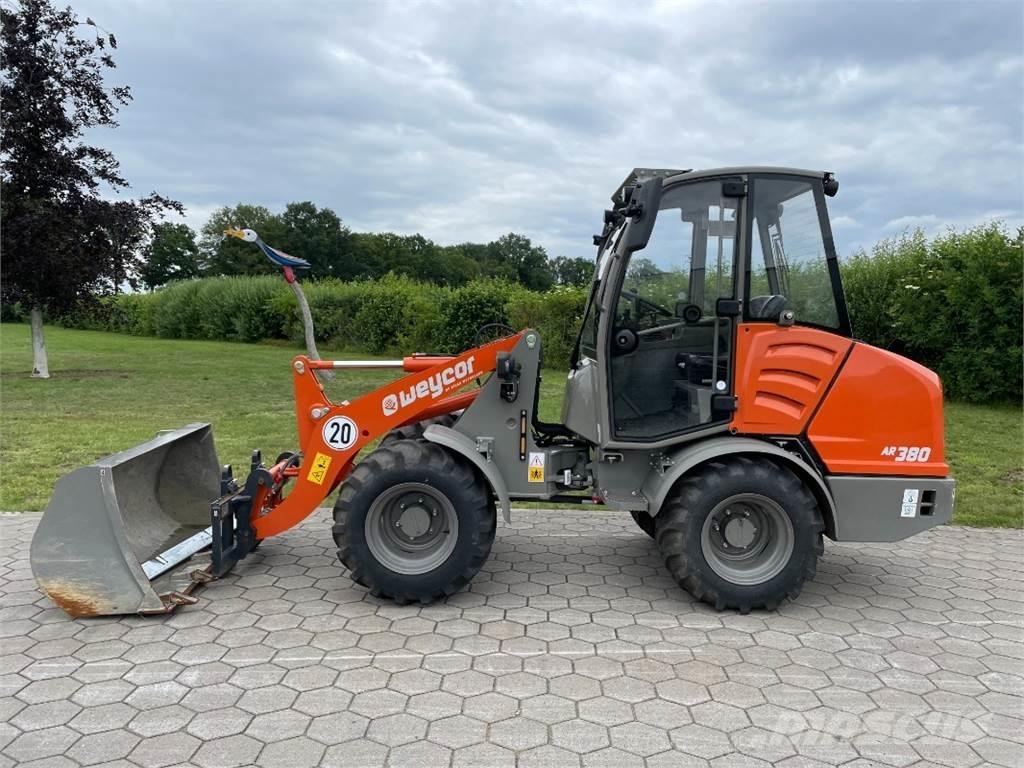 Atlas AR380 Cargadoras sobre ruedas