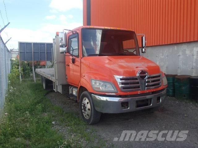 Hino 185 Camiones de cama baja