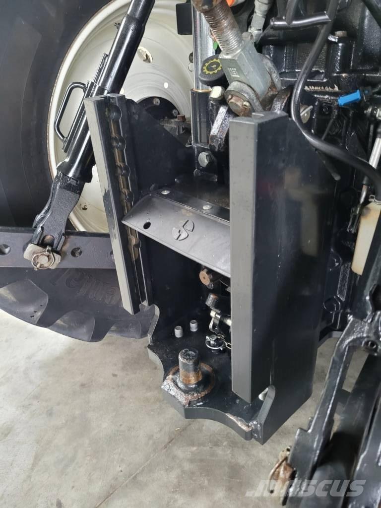 New Holland T 6.140 Tractores