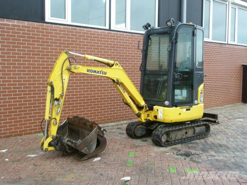 Komatsu PC16R-3HS Miniexcavadoras