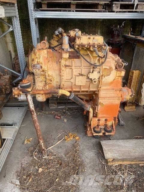 Fiat-Hitachi 350 Transmisiones