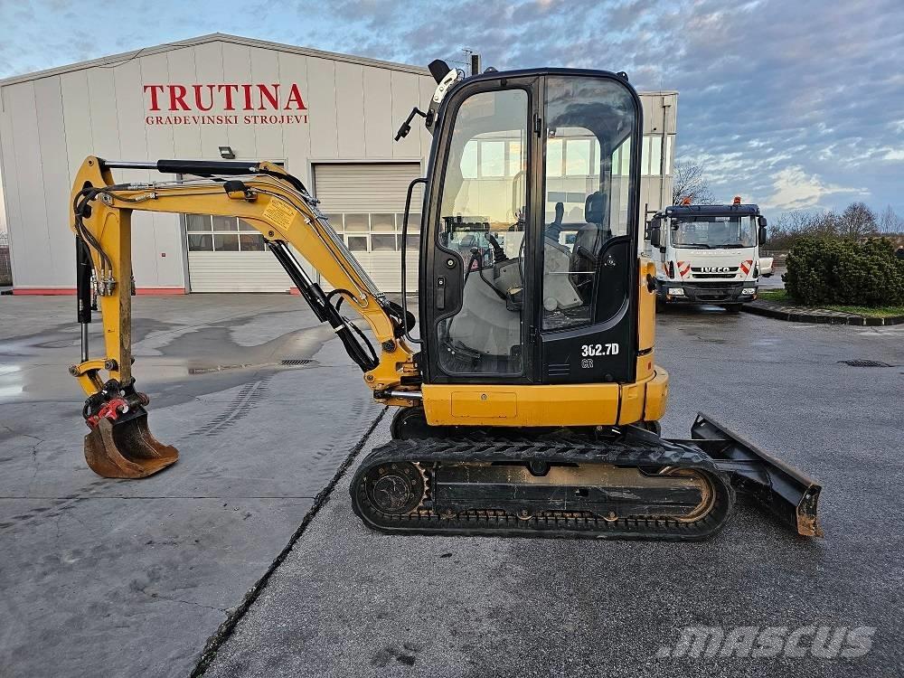 CAT 302.7 D CR Miniexcavadoras