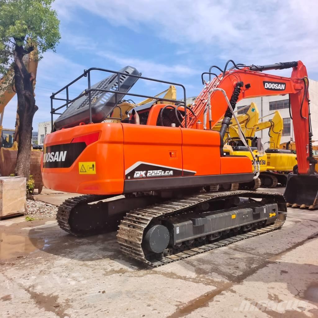 Doosan DX 225 LC-9C Excavadoras sobre orugas