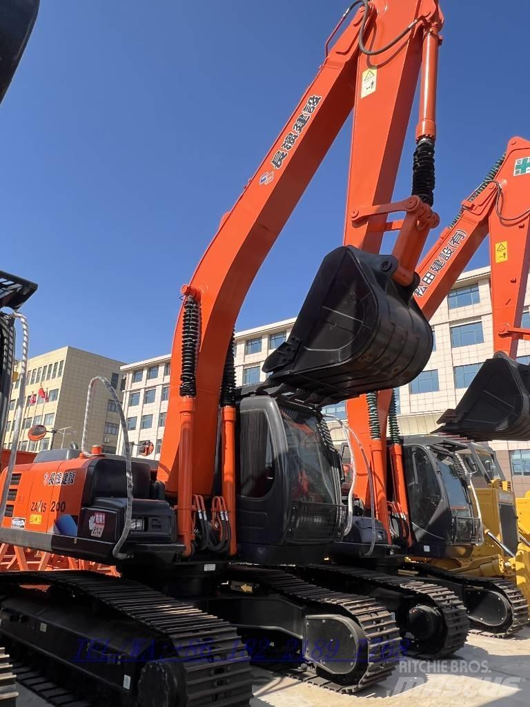 Hitachi ZX 200 Excavadoras sobre orugas