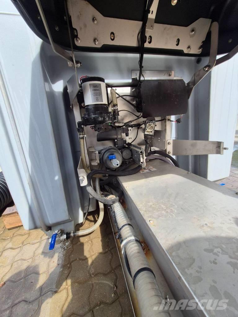 Hilltip 7000 Esparcidoras de arena y sal