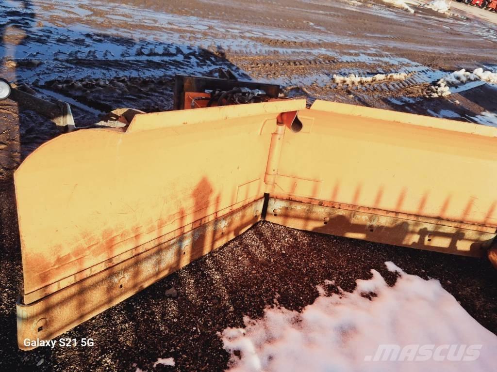 Pronar PUV 2800    OP26 Hojas y cuñas quitanieves