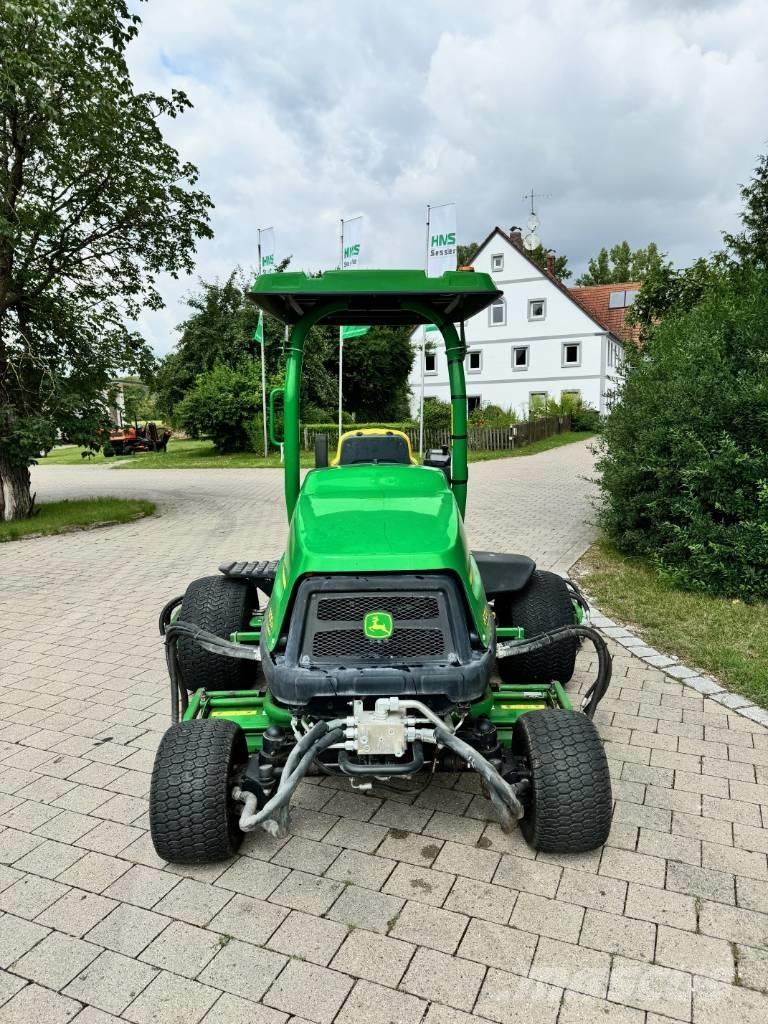 John Deere 8700 A Máquinas de calles