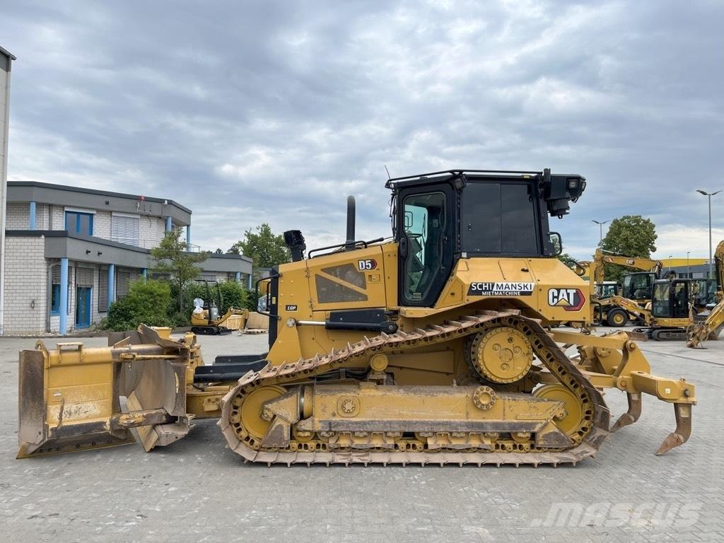 CAT D 5 LGP Buldozer sobre oruga